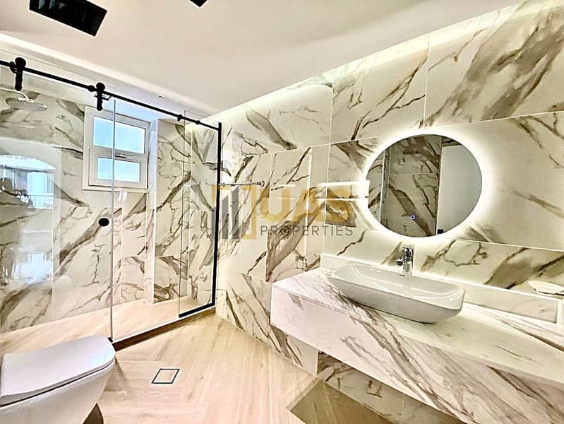 Fully Upgraded Villa | High End Finishing | Prime Location - Image 14