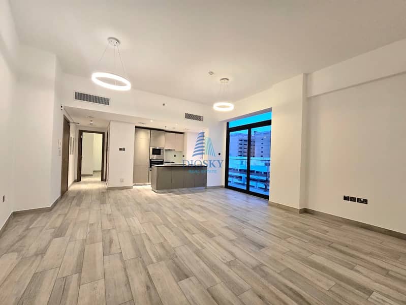 Very Well Maintained | Ready to Move | Luxury