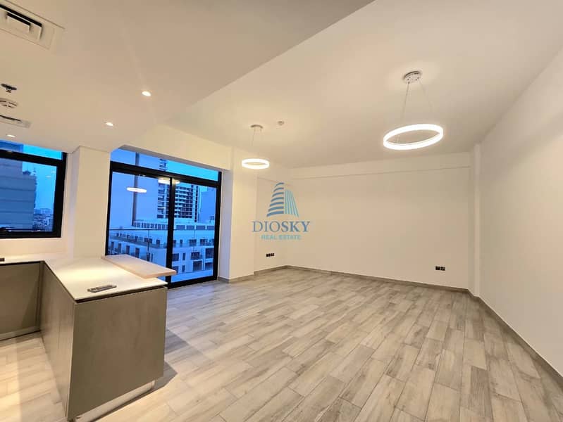 Very Well Maintained | Ready to Move | Luxury