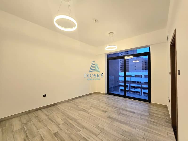 Very Well Maintained | Ready to Move | Luxury