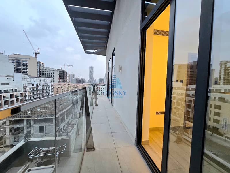 Very Well Maintained | Ready to Move | Luxury - Image 10