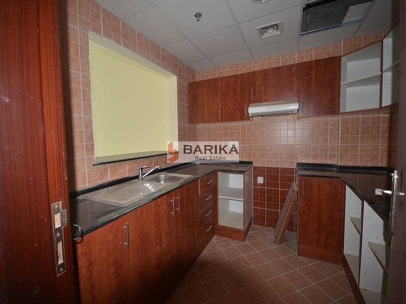 Bright 1BR Apartment| Olympic Park 3 |Dubai Sports - Image 12
