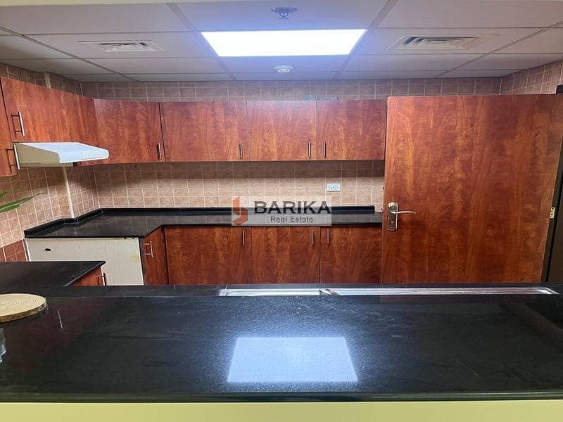 Bright 1BR Apartment| Olympic Park 3 |Dubai Sports - Image 13