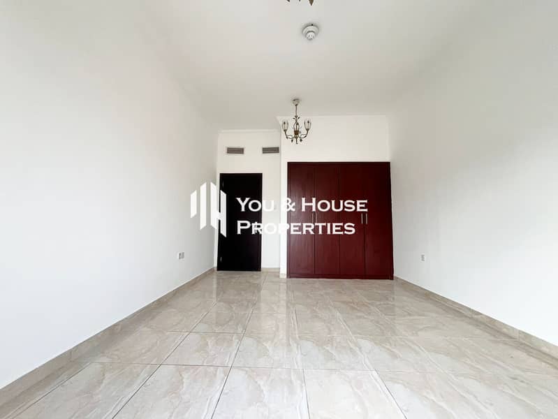 Spacious 2-Bed Retreat | Bright Layout | Modern Finishes