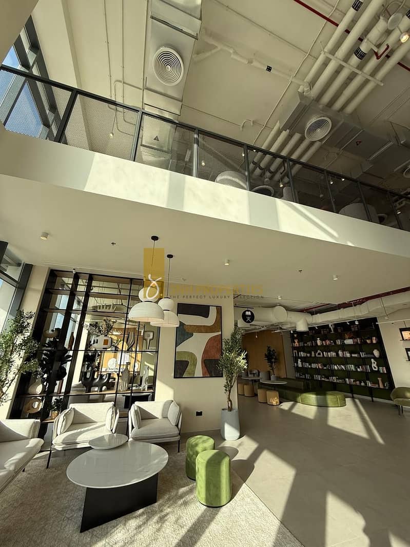 BRAND NEW | FULLY FURNISHED | COMMUNITY VIEW