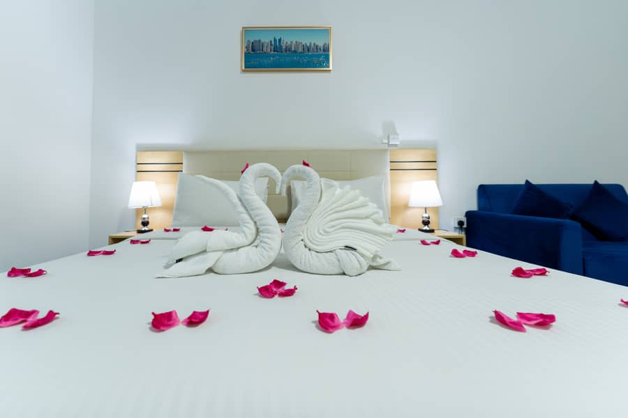 4 dlx bed4. jpg