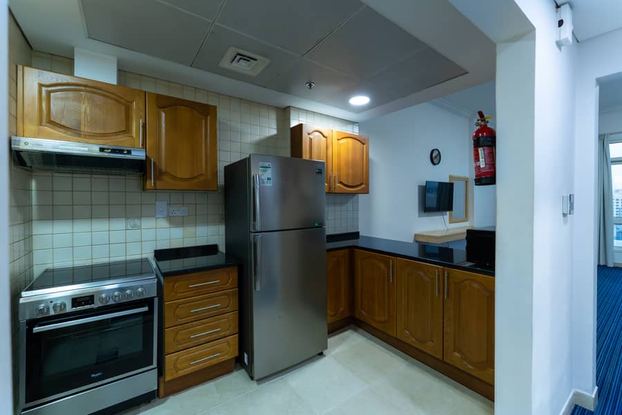 8 STD kitchen. jpg