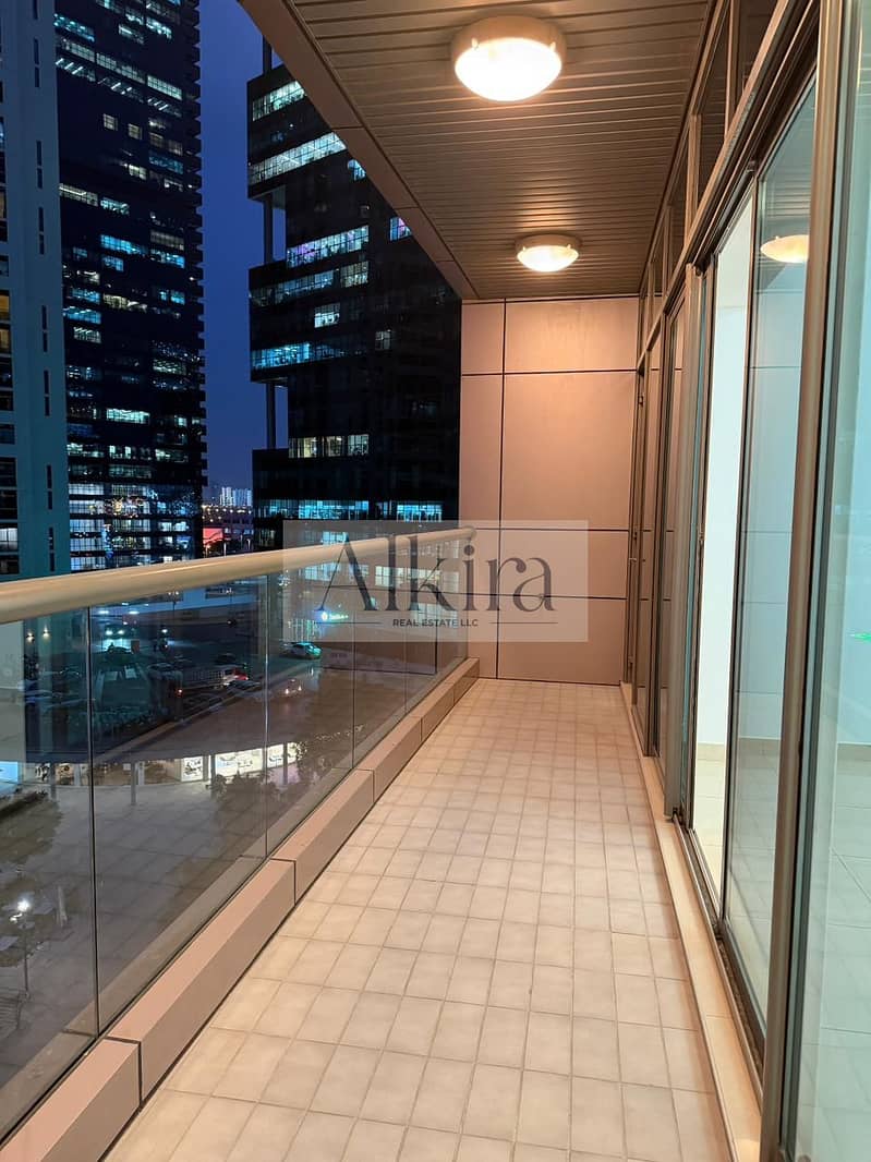 LAKE VIEW | SPACIOUS 2 BR | READY TO MOVE IN - Image 10