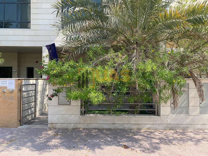 Specious 4 bedroom+ Maid room with 6 bath - Image 22