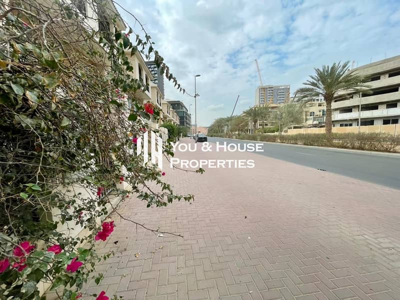 3 Bed Villa For Rent I Luxury - Spacious I Ready To Move In - Image 30