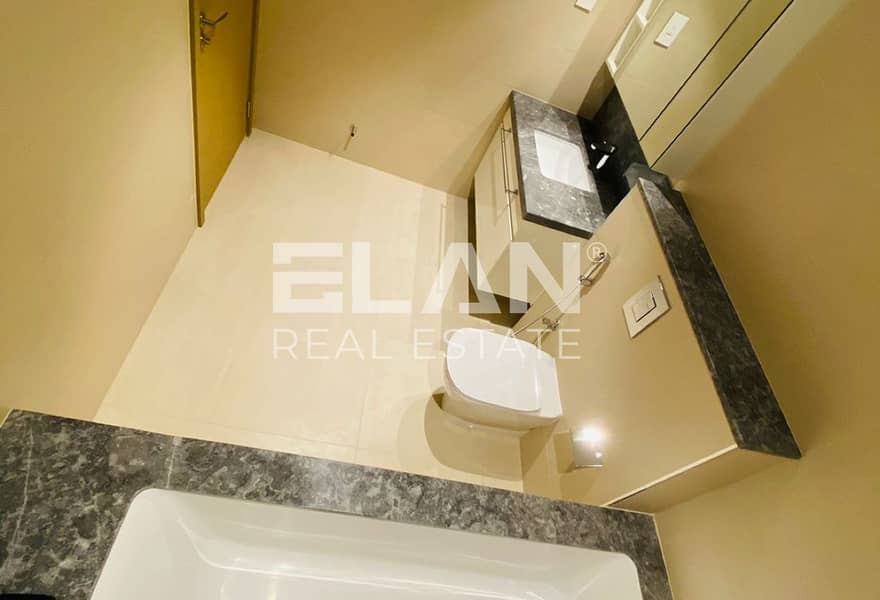 Bright and Spacious | High Floor | Pristine - Image 12