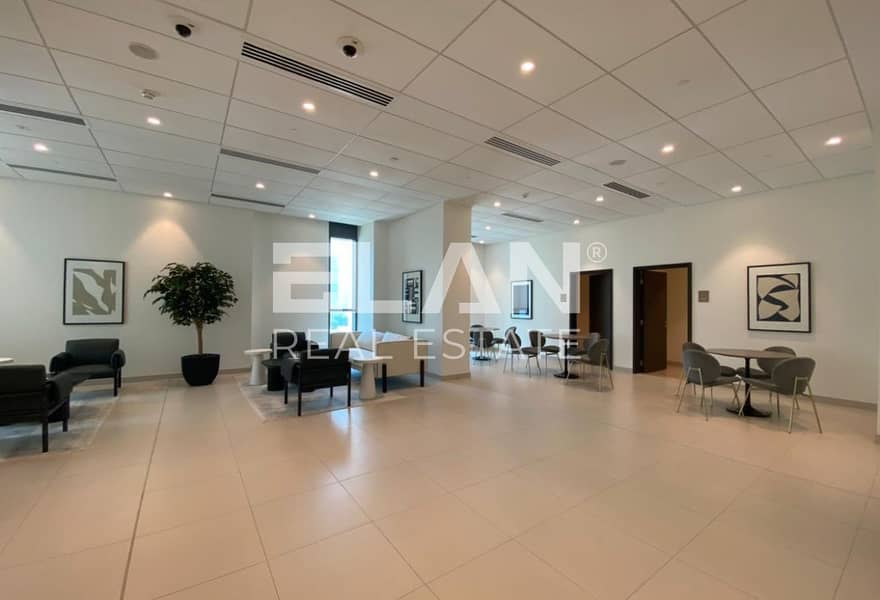 Bright and Spacious | High Floor | Pristine - Image 15