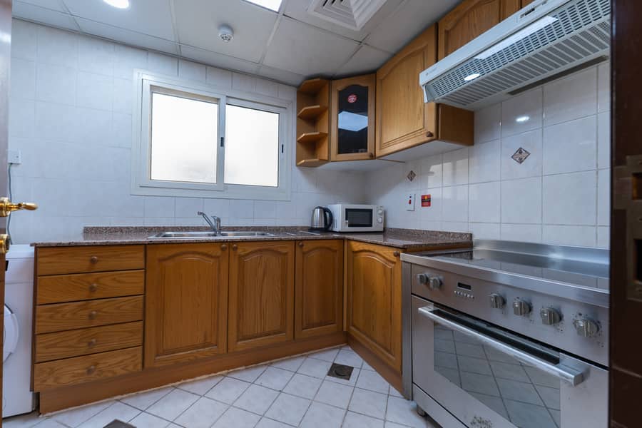 7 kitchen all. jpg
