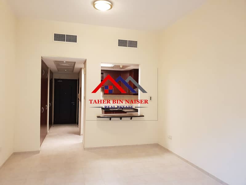 NEXT TO METRO LARGE STUDIO AVAILABLE FOR SALE