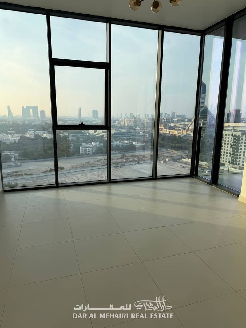 Luxurious 3-Bedroom Apartment | Spacious Layout | Prime Location - Image 7