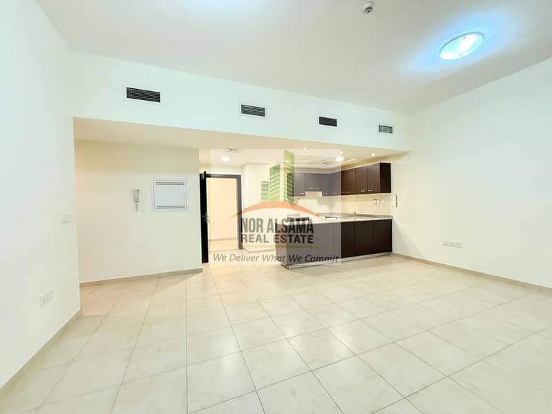 Spacious!! Open view!! 2 BHK with balcony