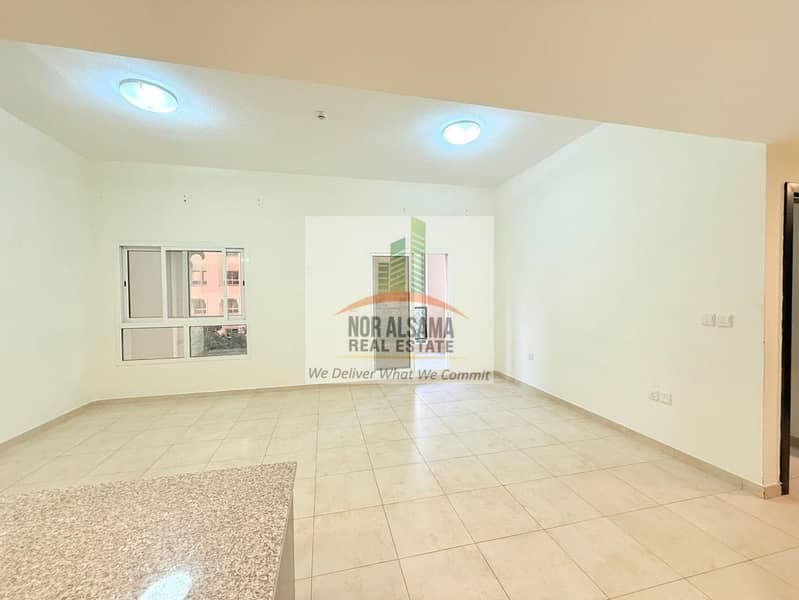 Spacious!! Open view!! 2 BHK with balcony