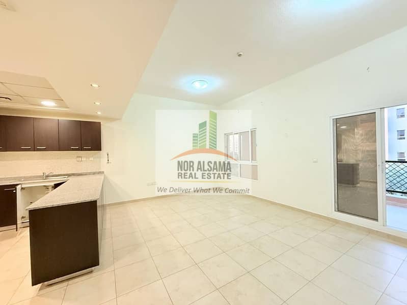 Spacious!! Open view!! 2 BHK with balcony - Image 8