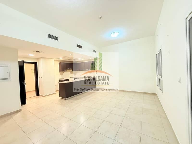 Spacious!! Open view!! 2 BHK with balcony - Image 11