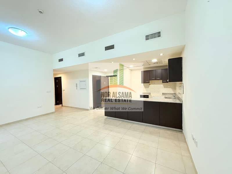 Spacious!! Open view!! 2 BHK with balcony - Image 13