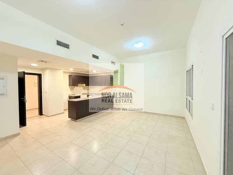 Spacious!! Open view!! 2 BHK with balcony - Image 17