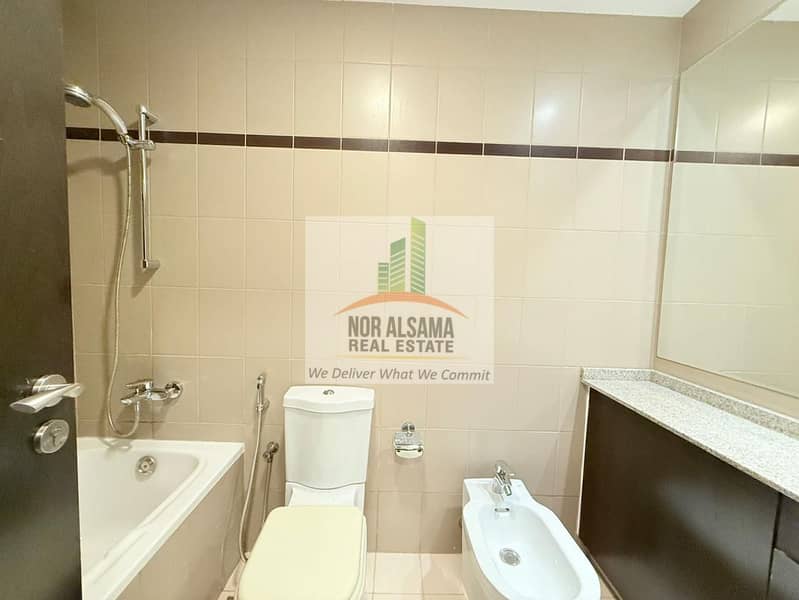 Spacious!! Open view!! 2 BHK with balcony - Image 20