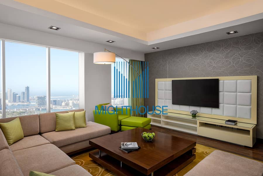 Iconic Sea Views| Luxurious Penthouse Living