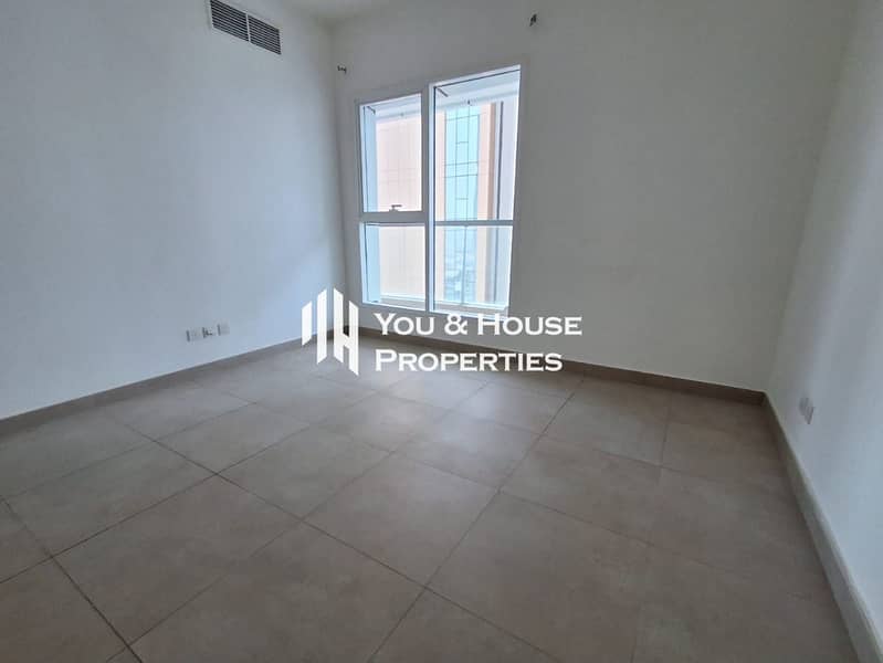 Smart & Spacious 1-Bedroom I Closed Kitchen I Great Amenities