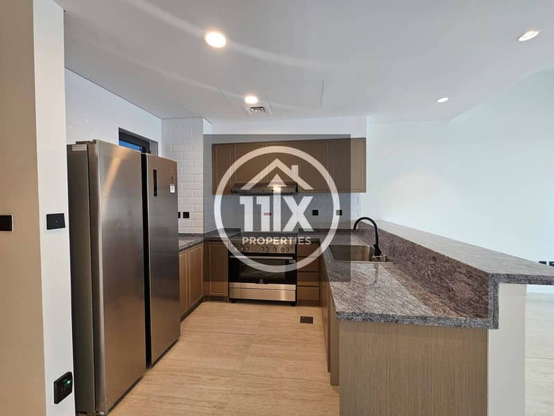 4 BR Townhouse | Multiple Options | Prime Location - Image 6