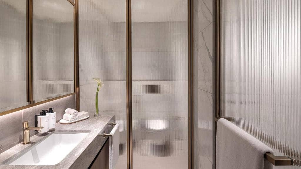 Fancy Luxury 1 BR | Furnished | All Bills Included - Image 16