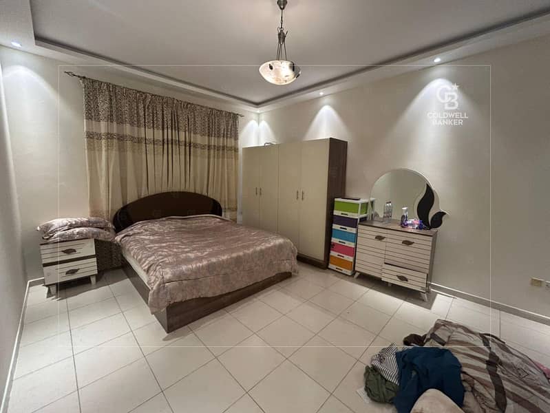 Large 1bedroom | Pool View | 2 Bathrooms - Image 6