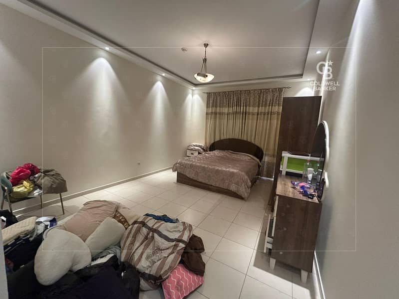 Large 1bedroom | Pool View | 2 Bathrooms - Image 7