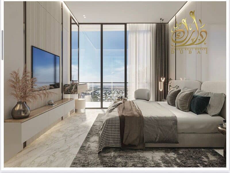 A Residence with a Private Pool Advantage