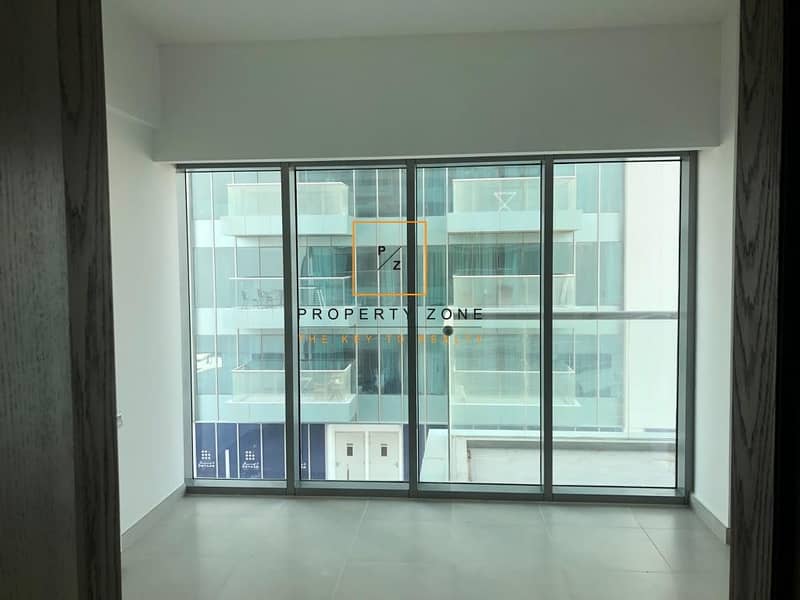 1 Bedroom With Balcony in Montrose Residence