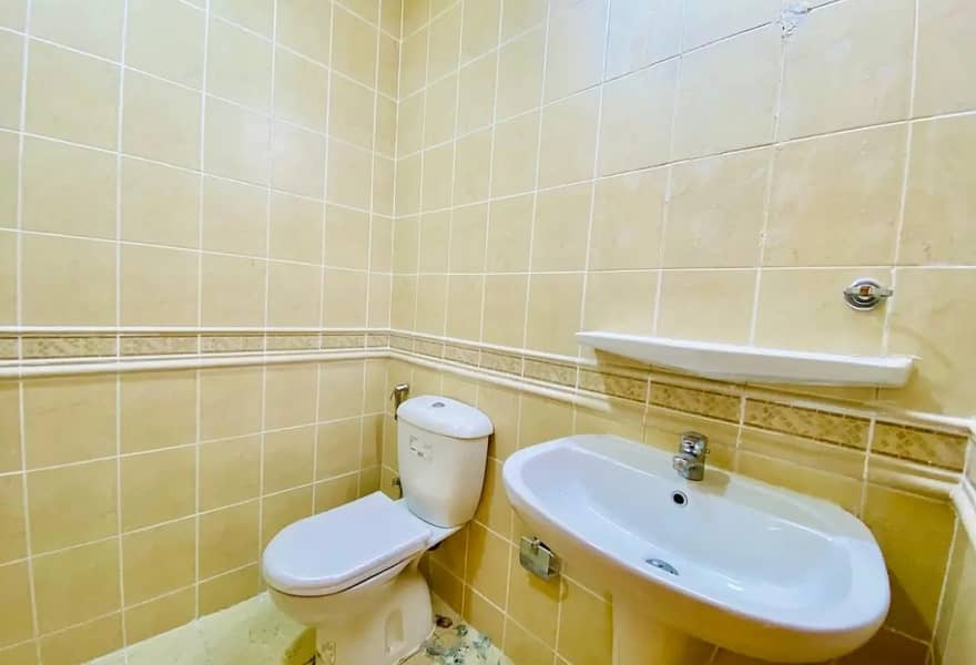 Spacious / Bright Interiors / Modern Layout / High floor / Balcony - Image 16