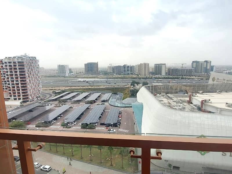 Spacious / Bright Interiors / Modern Layout / High floor / Balcony - Image 11