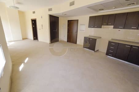 Studio for Rent in Remraam, Dubai - Best Prce|Well Maintained | Spacious Studio | Studio for Rent in Remraam, Dubai - Best Prce|Well Maintained | Spacious Studio |
