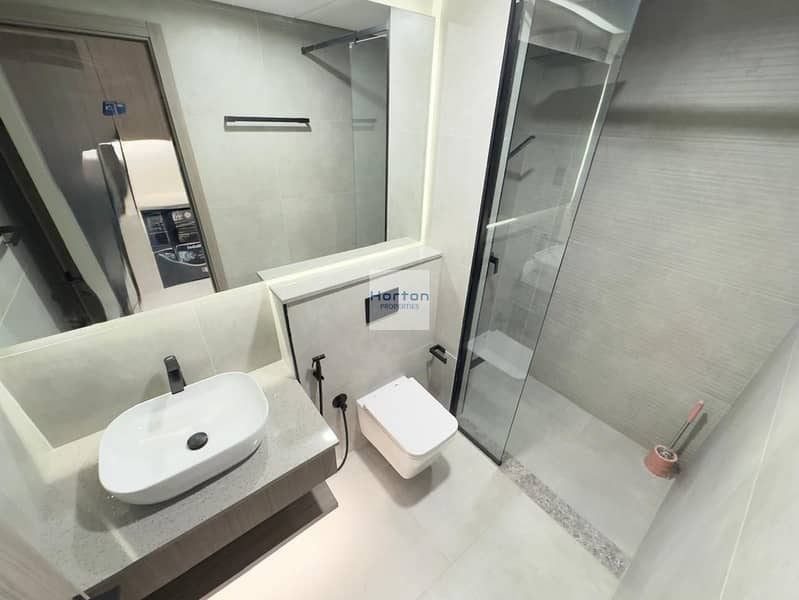 BRAND NEW | FURNISHED STUDIO | POOL VIEW | NEAR CIRCLE MALL - Image 6