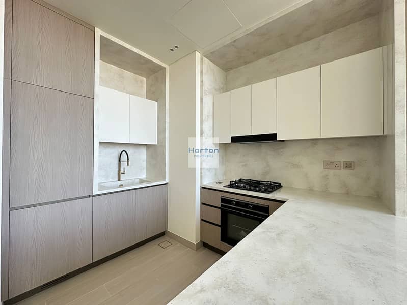 High Floor | Vacant | Private Pool | Near Exit - Image 8