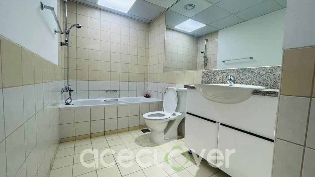 1 BHK / Full Pool View / Investor's Deal - Image 9