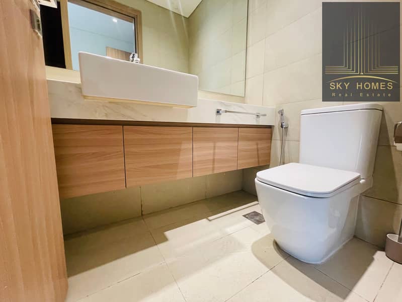 Hot Offer | 3Bedroom Apartment Available | Chiller Free | Just In 130k