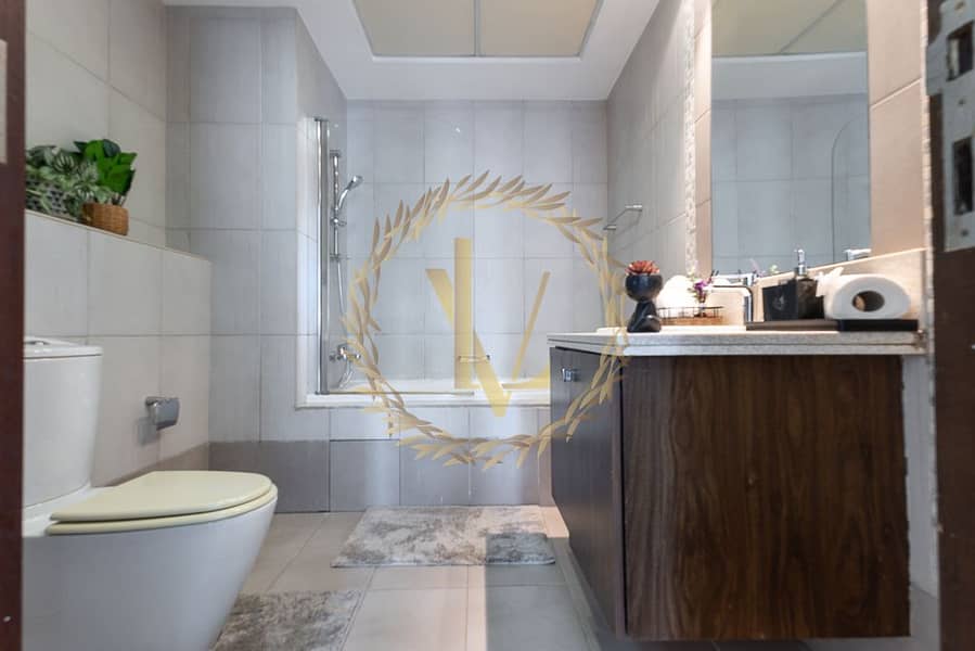 Huge 1 BR in Executive Towers - Sheikh Zayed Road - Image 8