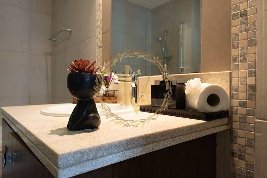 Huge 1 BR in Executive Towers - Sheikh Zayed Road - Image 22