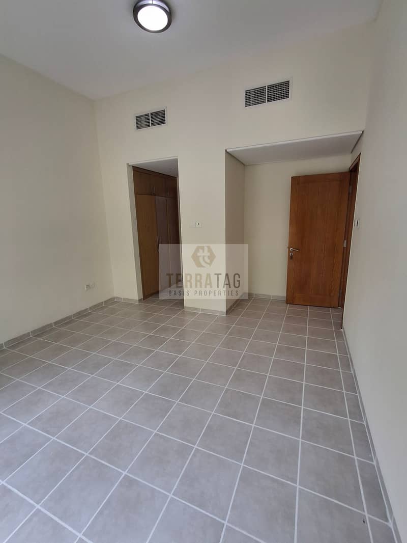 DEAL MULTIPLE ONE BEDROOM WITH BALCONY FOR SALE ONLY 745K - Image 7