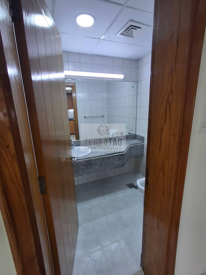 DEAL MULTIPLE ONE BEDROOM WITH BALCONY FOR SALE ONLY 745K - Image 12