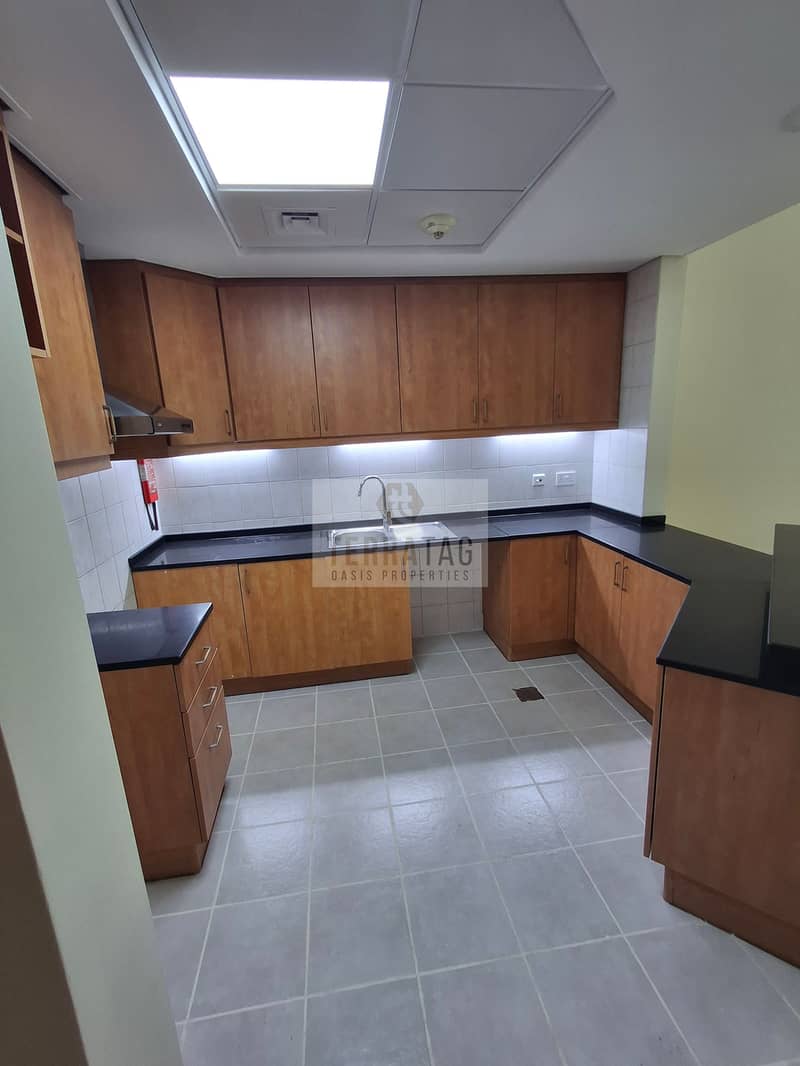 DEAL MULTIPLE ONE BEDROOM WITH BALCONY FOR SALE ONLY 745K - Image 13