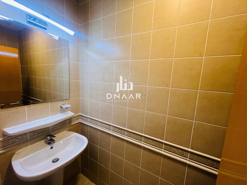 Premium Quality Apartment in PRIME LOCATION | Opposite LULU | Near RAK BANK | Near EMIRATES ACCOMMODATION - Image 7