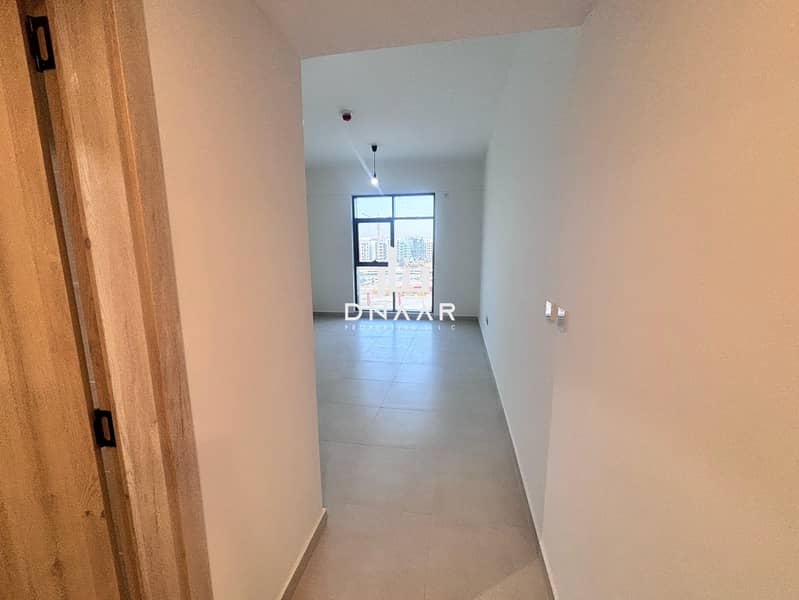 Spacious & Premium Quality 2BHK in PRIME LOCATION | Ready to Move in | Closed Kitchen | Brand New - Image 16