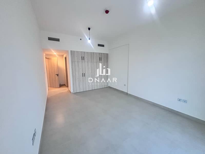 Spacious & Premium Quality 2BHK in PRIME LOCATION | Ready to Move in | Closed Kitchen | Brand New - Image 17