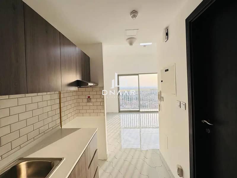 Bright & Spacious Studio for Rent | Prime Location | Ready to Move